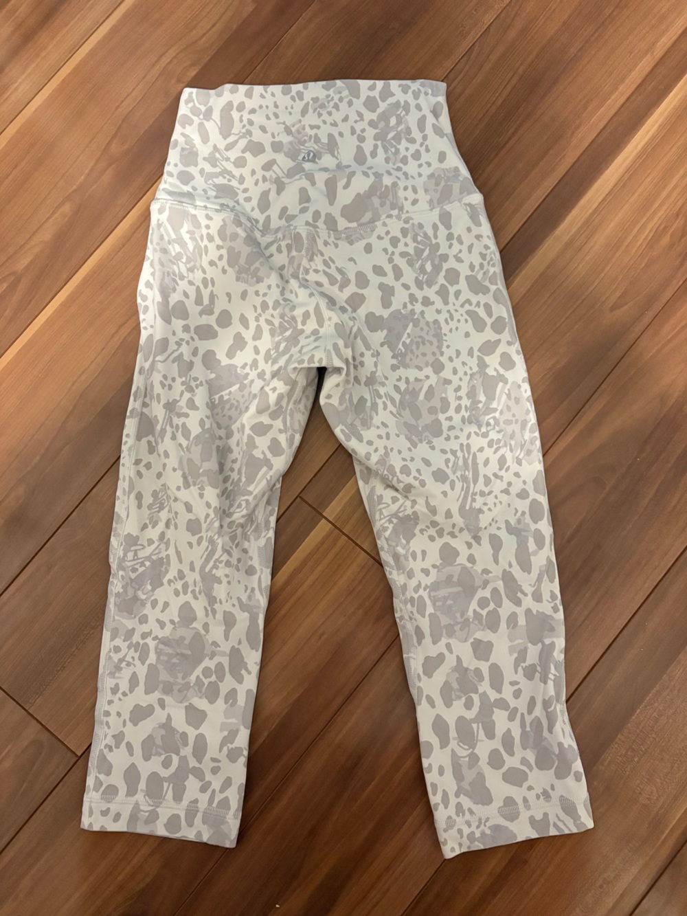 Lululemon Align High Rise Crop 17” - Picture 5 of 8